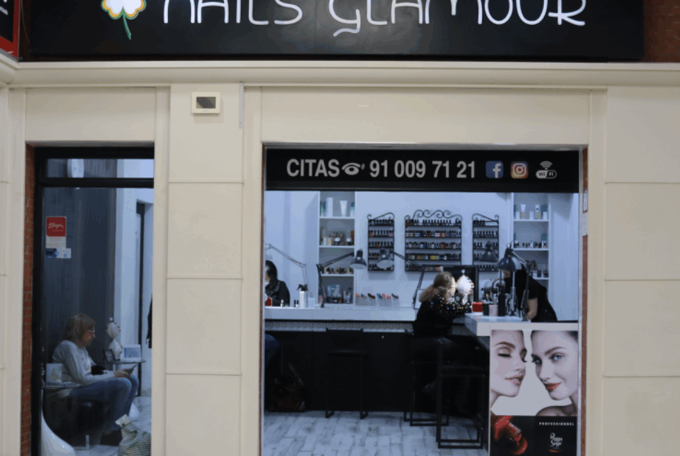 Nails Glamour