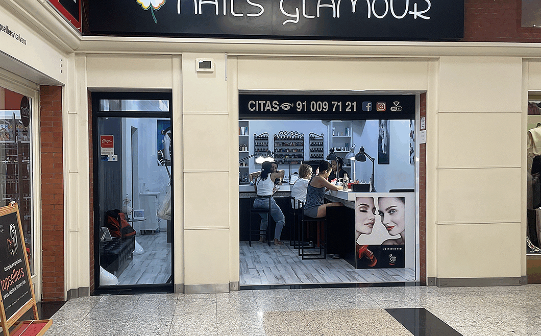 Nails Glamour